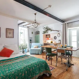 A Boemia Street Studio Apartment