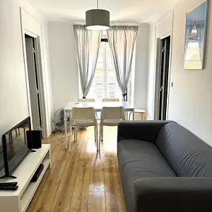 Casa Do Meio Apartment
