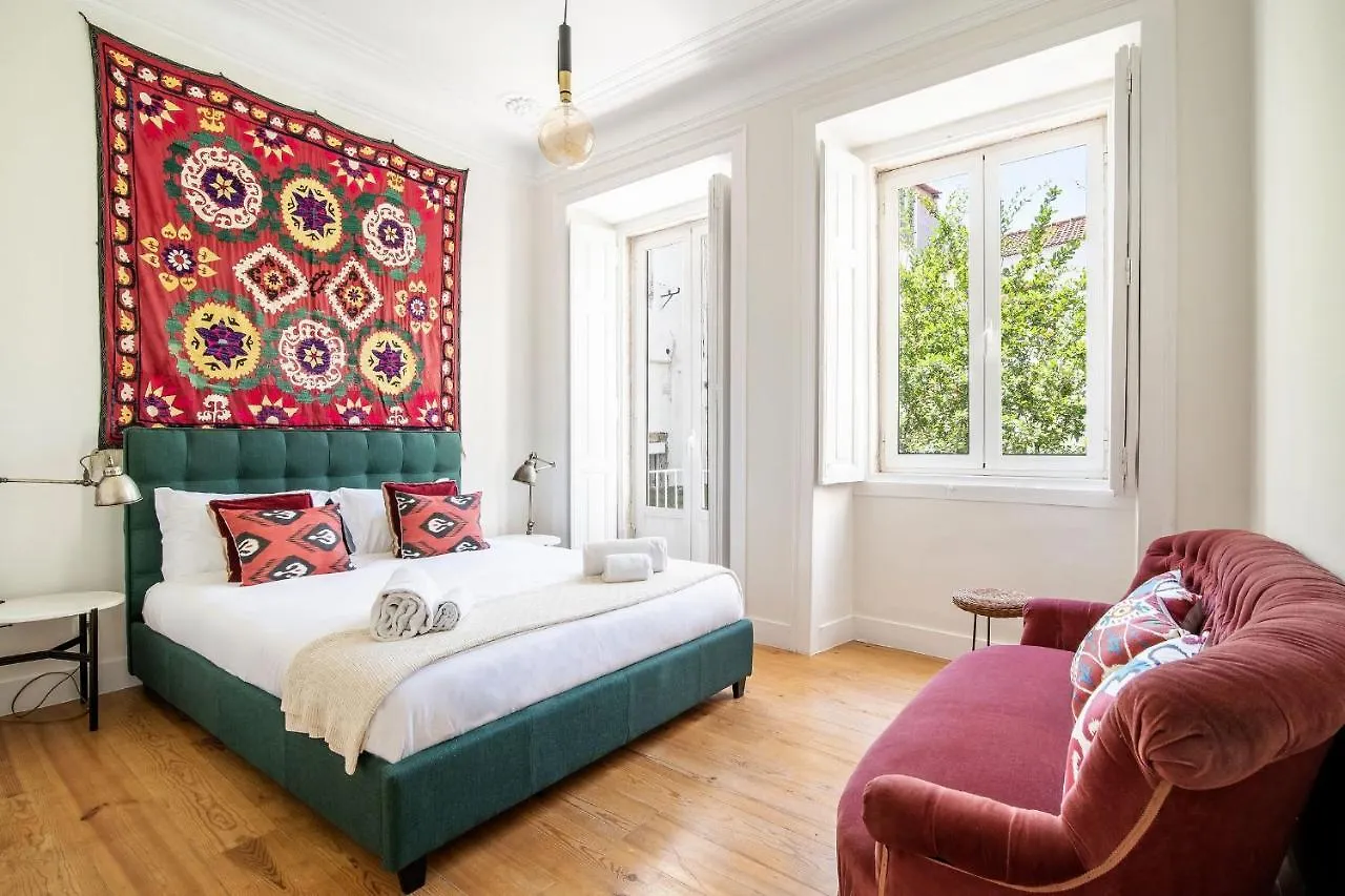 Lovelystay - The Wanderers Hideout Lisbon