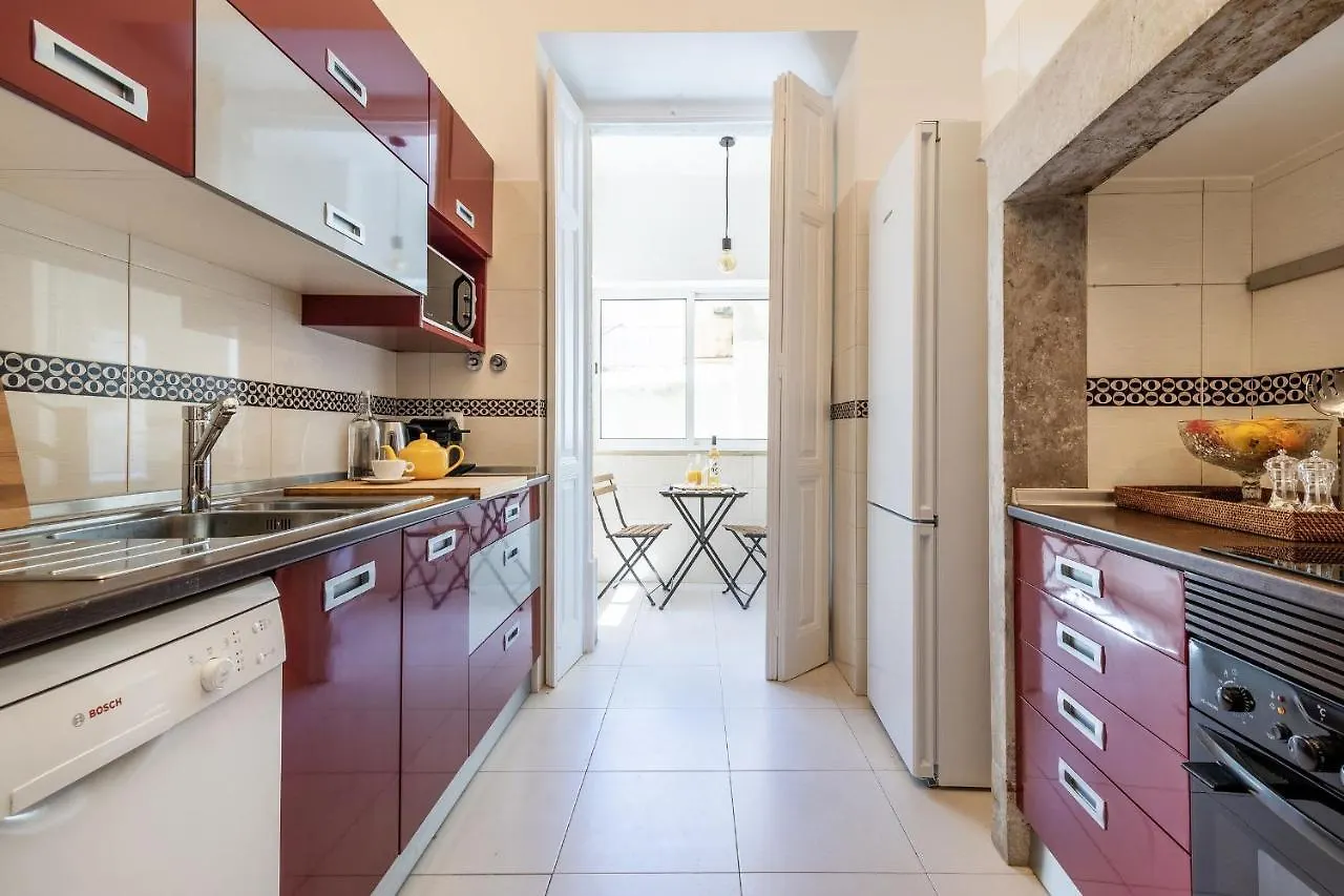 Lovelystay - The Wanderers Hideout Lisbon