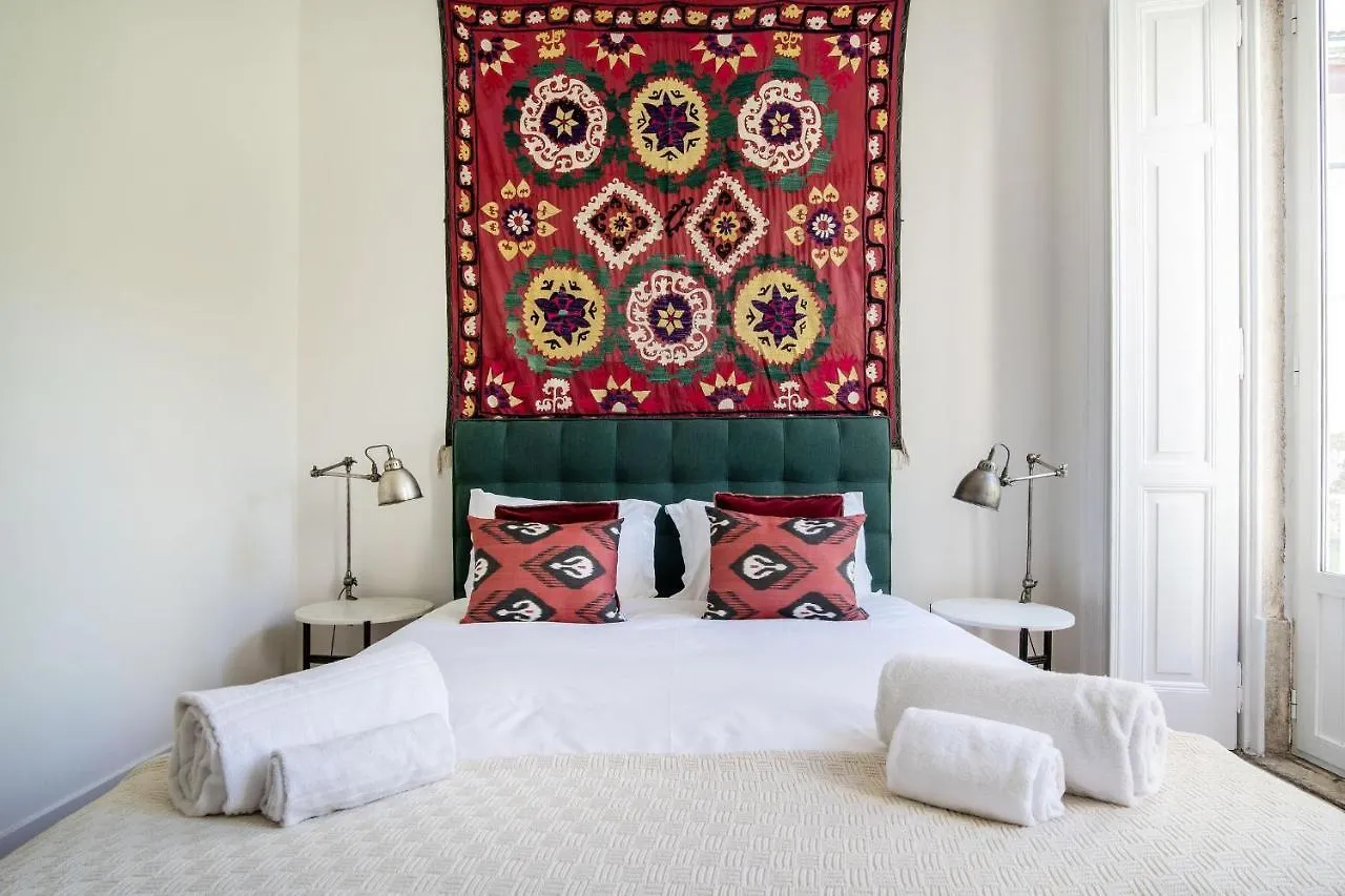 Lovelystay - The Wanderers Hideout Lisbon